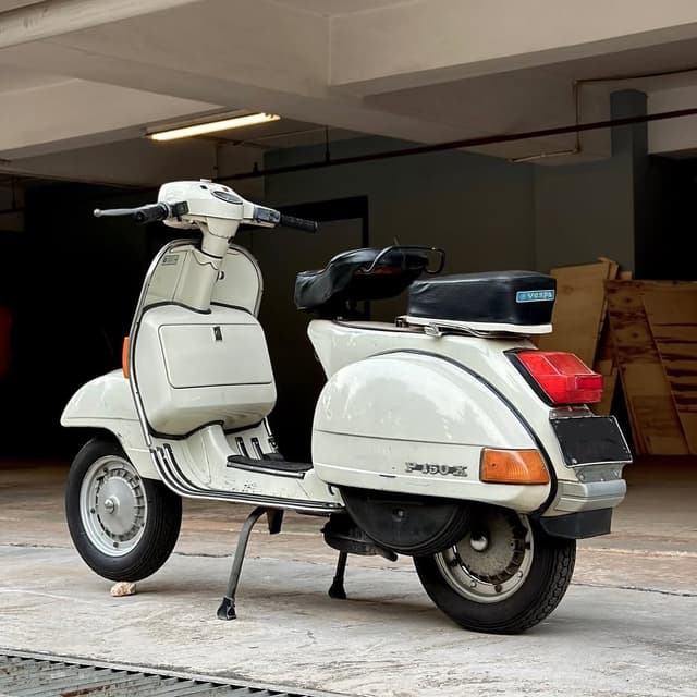 1981 Vespa P150X in off-white, runs and rides well